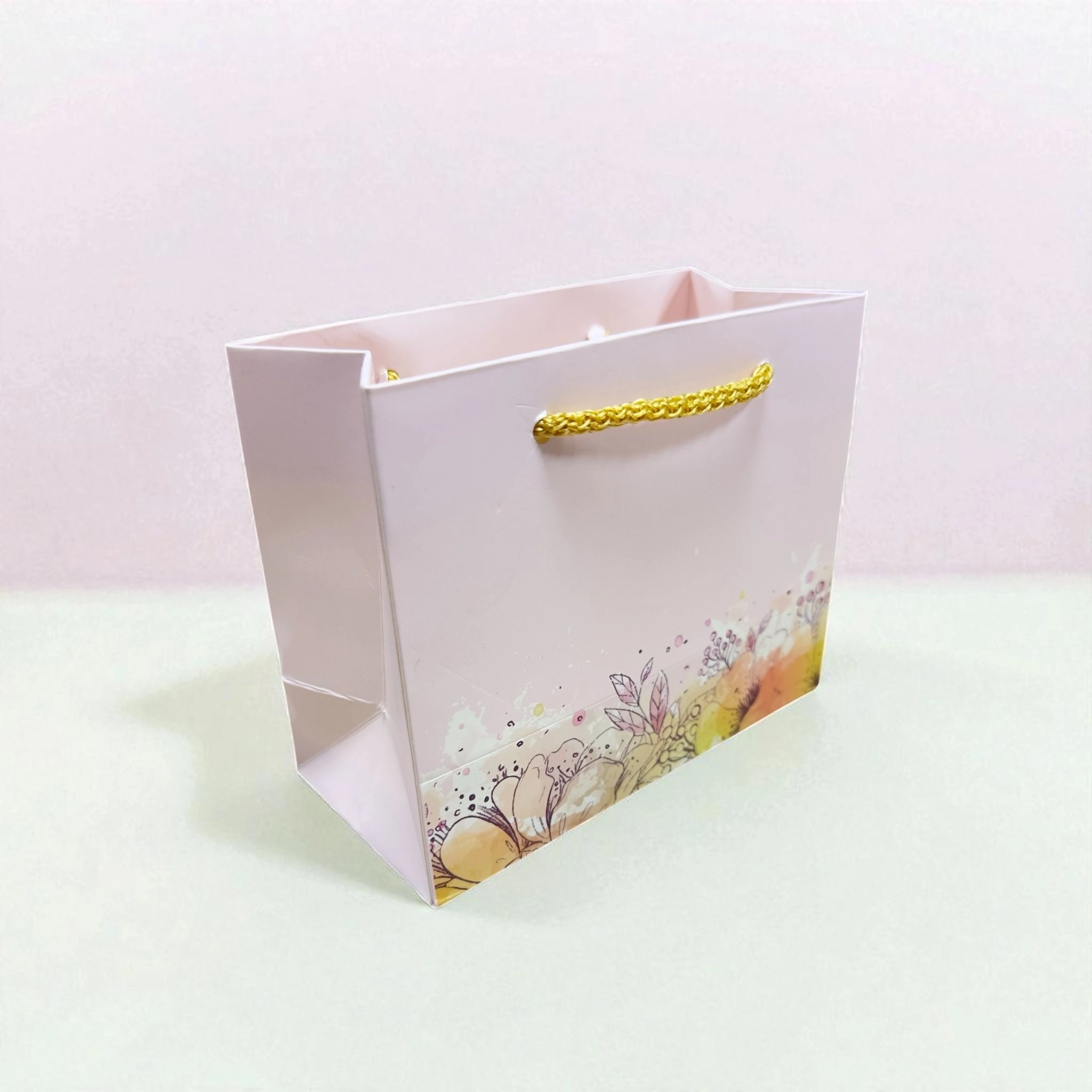 Çiçek Desenli Karton Çanta 15x12x7 cm 20’li  Paket