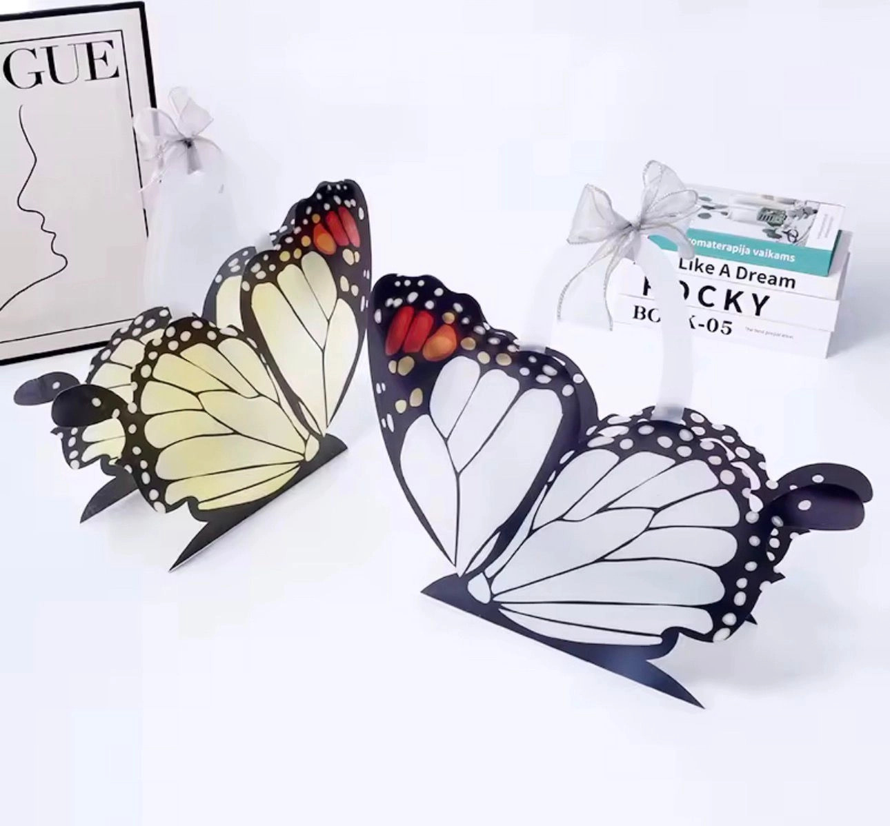 Kelebek Desenli Çizilmez PVC Çiçek Çantası 10’lu Paket